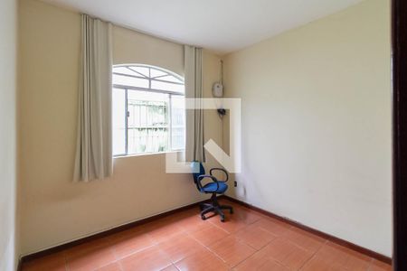 Quarto 1 de casa para alugar com 7 quartos, 207m² em Ouro Preto, Belo Horizonte