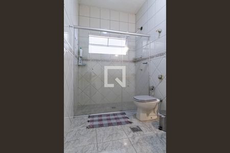 Casa à venda com 207m², 7 quartos e 4 vagasBanheiro social 1