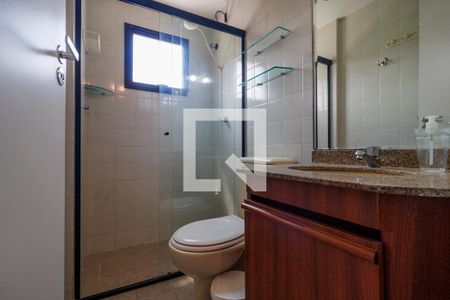 Banheiro de apartamento à venda com 1 quarto, 45m² em Vila Andrade, São Paulo