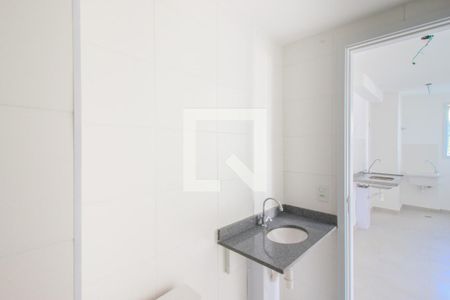 Apartamento para alugar com 37m², 2 quartos e sem vagaBanheiro