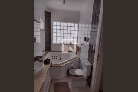 Casa à venda com 4 quartos, 241m² em Swiss Park, Campinas