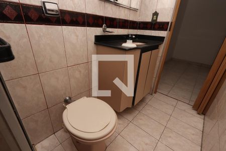 Casa para alugar com 240m², 3 quartos e 2 vagasBanheiro da Suíte