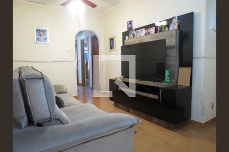 Casa à venda com 4 quartos, 260m² em Moinho Velho, São Paulo