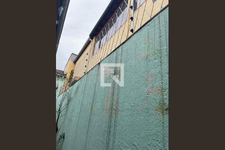 Casa à venda com 115m², 3 quartos e sem vaga