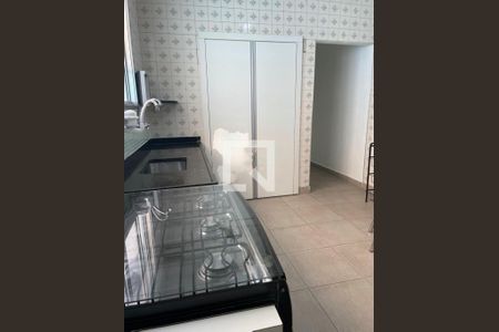 Casa à venda com 115m², 3 quartos e sem vaga