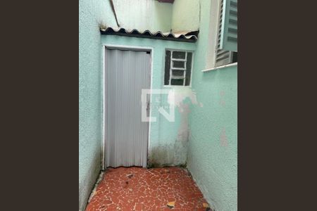 Casa à venda com 115m², 3 quartos e sem vaga