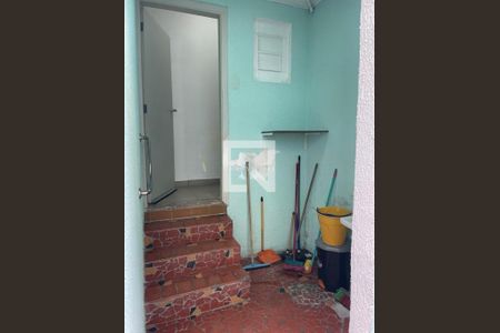 Casa à venda com 115m², 3 quartos e sem vaga