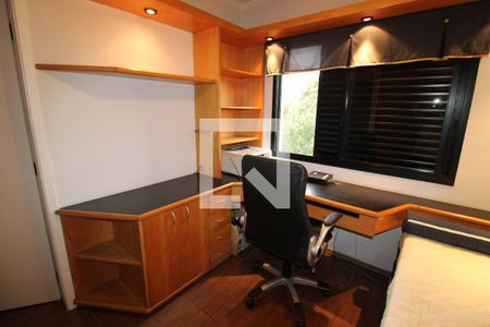 Apartamento para alugar com 69m², 2 quartos e 1 vagaQuarto