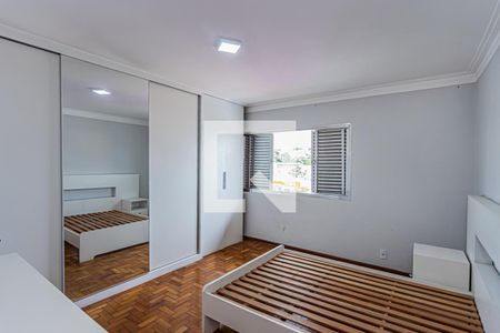 Quarto 1 de casa à venda com 2 quartos, 174m² em Jardim Santo Elias, São Paulo