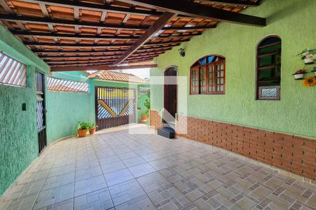 Casa à venda com 220m², 3 quartos e 2 vagasGaragem