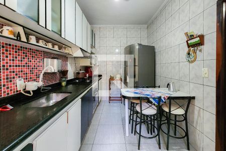 Casa à venda com 220m², 3 quartos e 2 vagasCozinha