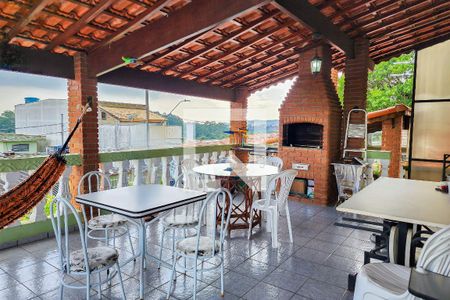 Casa à venda com 220m², 3 quartos e 2 vagasVaranda