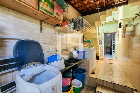 Casa à venda com 220m², 3 quartos e 2 vagasÁrea de Serviço