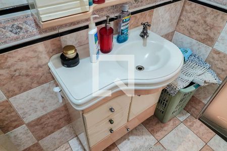 Casa à venda com 220m², 3 quartos e 2 vagasBanheiro da Suíte 2