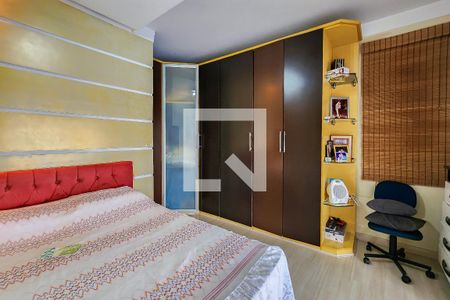 Casa à venda com 220m², 3 quartos e 2 vagasSuíte 2