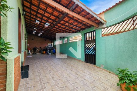 Casa à venda com 220m², 3 quartos e 2 vagasGaragem