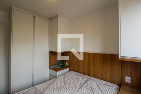 Quarto 1 de apartamento para alugar com 2 quartos, 45m² em Vila Monumento, São Paulo