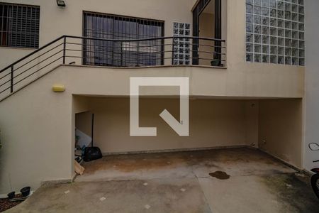 Casa à venda com 180m², 3 quartos e 4 vagasGaragem