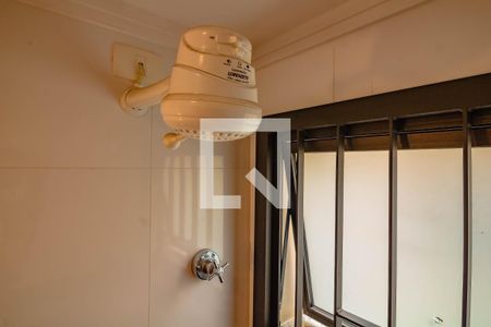 Casa à venda com 180m², 3 quartos e 4 vagasBanheiro