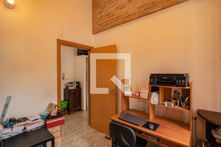 Casa à venda com 180m², 3 quartos e 4 vagasQuarto