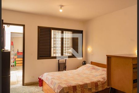 Casa à venda com 180m², 3 quartos e 4 vagasQuarto