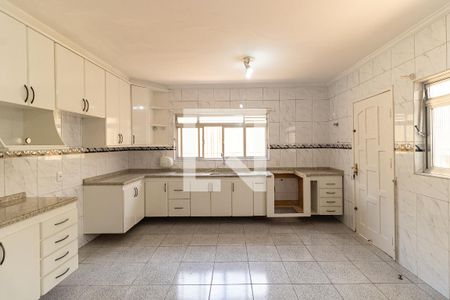 Casa para alugar com 157m², 3 quartos e 2 vagasCozinha