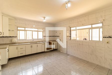 Casa para alugar com 157m², 3 quartos e 2 vagasCozinha