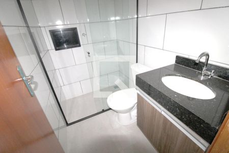 Banheiro de kitnet/studio para alugar com 1 quarto, 25m² em Jardim Miriam, São Paulo