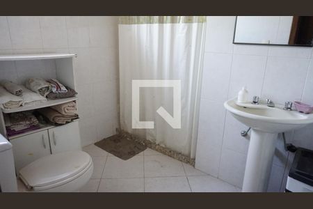 Casa para alugar com 245m², 4 quartos e 5 vagasSuíte 3