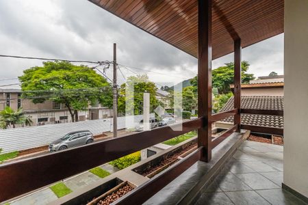 Casa de condomínio à venda com 360m², 4 quartos e 6 vagas Casa de condomínio à venda com 360m², 4 quartos e 6 vagasSuíte 2