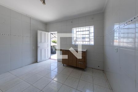 Casa para alugar com 310m², 2 quartos e 2 vagasCozinha
