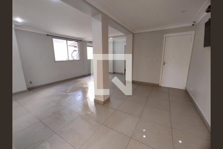 Apartamento para alugar com 44m², 2 quartos e sem vagaÁrea comum - Salão de festas