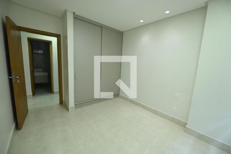 Apartamento para alugar com 120m², 3 quartos e sem vaga Quarto