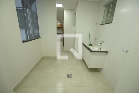 Apartamento para alugar com 120m², 3 quartos e sem vagaÁrea de serviço