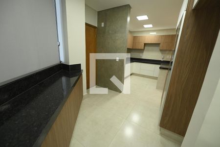 Apartamento para alugar com 120m², 3 quartos e sem vagaCozinha 