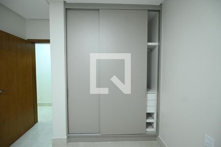 Apartamento para alugar com 120m², 3 quartos e sem vagaQuarto
