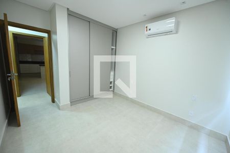 Apartamento para alugar com 120m², 3 quartos e sem vagaQuarto