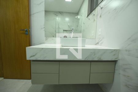 Apartamento para alugar com 120m², 3 quartos e sem vagaBanheiro Quarto