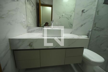 Apartamento para alugar com 120m², 3 quartos e sem vagaBanheiro social 