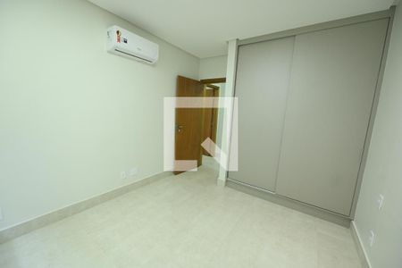 Apartamento para alugar com 120m², 3 quartos e sem vaga Quarto