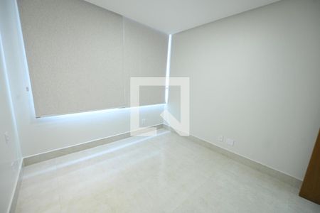 Apartamento para alugar com 120m², 3 quartos e sem vagaQuarto