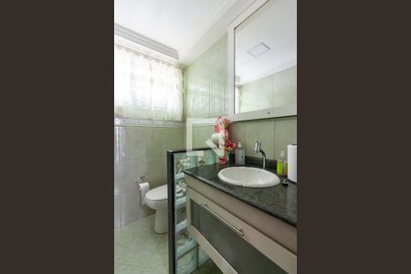 Lavabo de casa para alugar com 3 quartos, 212m² em Vila Osasco, Osasco