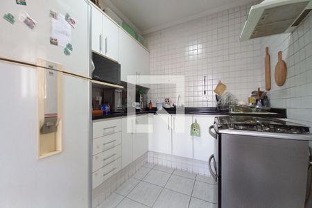 Apartamento à venda com 200m², 3 quartos e 2 vagasCozinha 