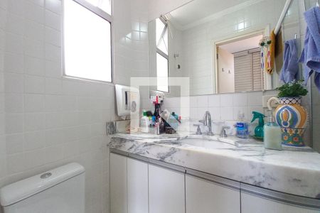 Apartamento à venda com 200m², 3 quartos e 2 vagasBanheiro da Suíte