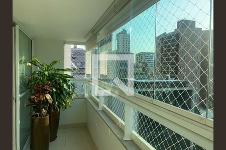Apartamento à venda com 3 quartos, 105m² em Santo Agostinho, Belo Horizonte