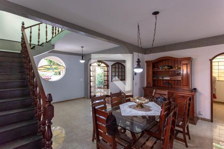 Sala de Jantar de casa para alugar com 4 quartos, 320m² em Santa Rosa, Belo Horizonte