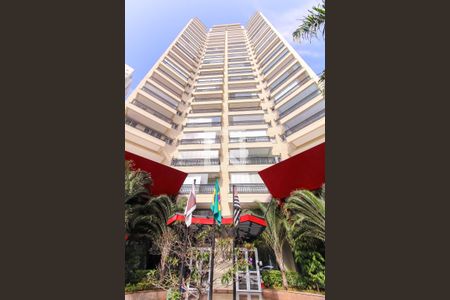 Apartamento para alugar com 42m², 1 quarto e 1 vaga Apartamento para alugar com 42m², 1 quarto e 1 vagaFachada