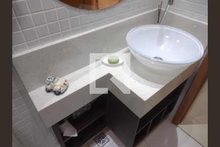 Apartamento para alugar com 89m², 2 quartos e 1 vagaBanheiro da suite