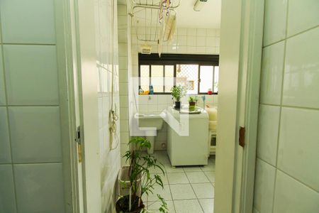 Apartamento para alugar com 124m², 3 quartos e 3 vagasBanheiro de serviço