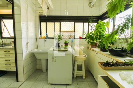 Apartamento para alugar com 124m², 3 quartos e 3 vagasÁrea de Serviço